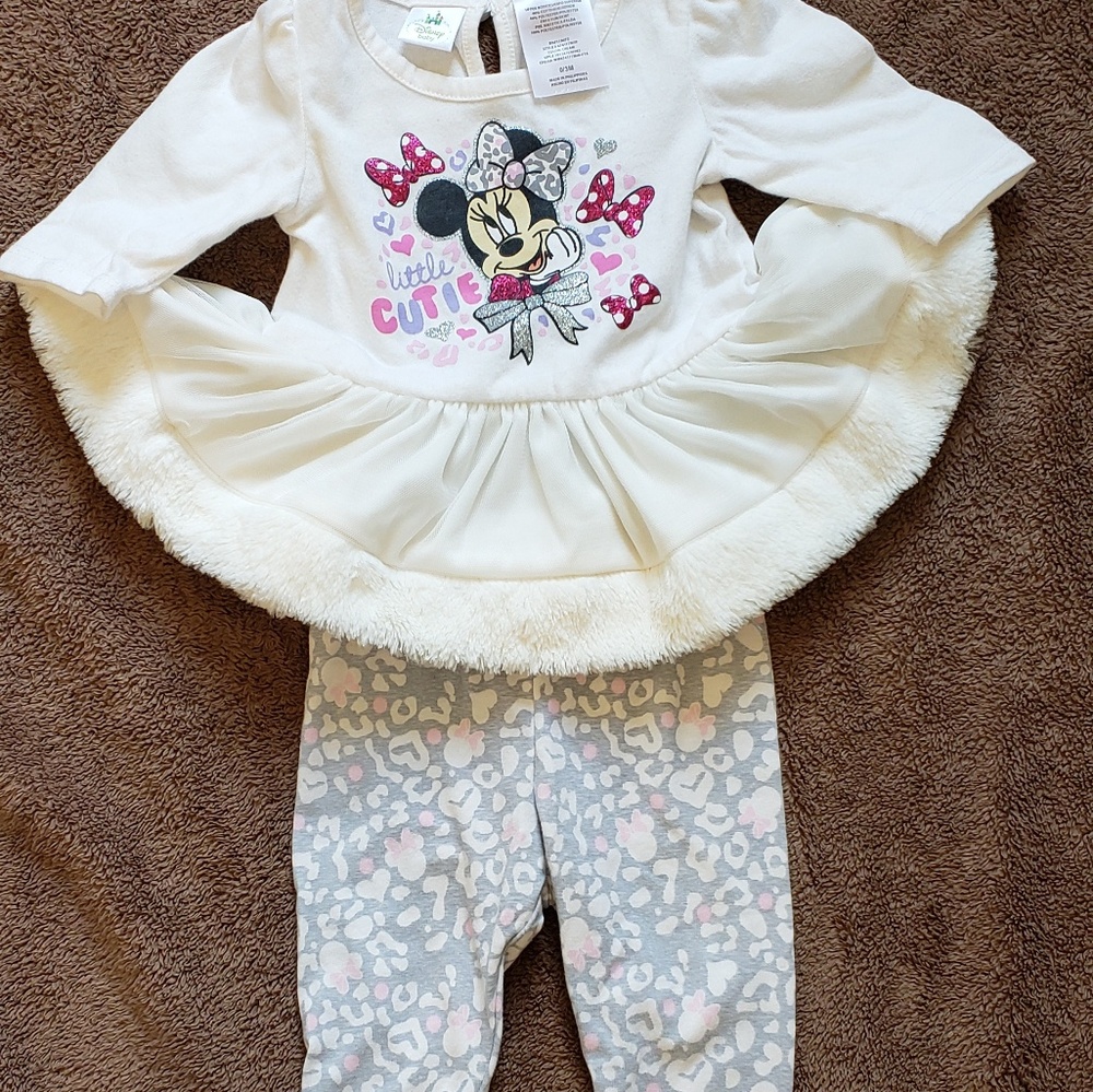 0-3 months girl 2 piece 🐝